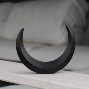 Black moon hairpin