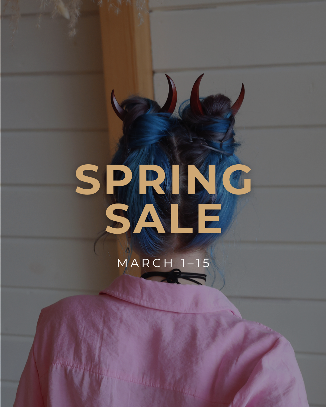 Handcrafted wooden accessories from a small family-owned studio